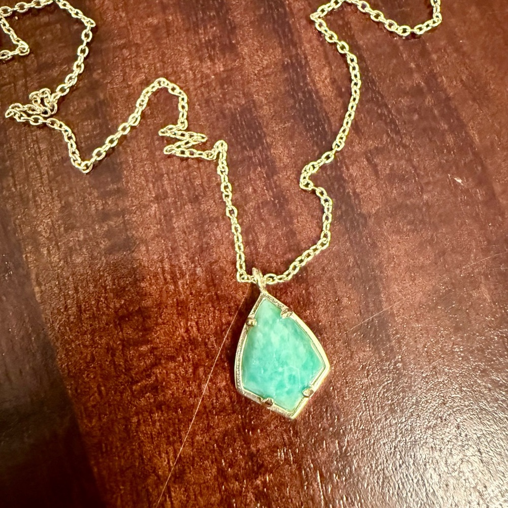 Kendra Scott Necklace - Picture 2 of 2